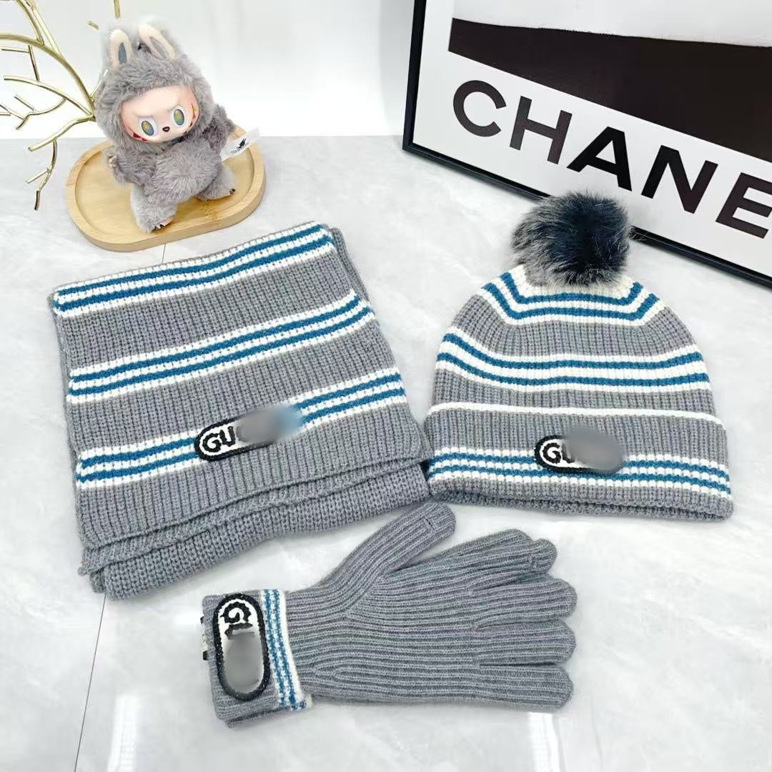 G hat, scarf, and gloves three-piece set