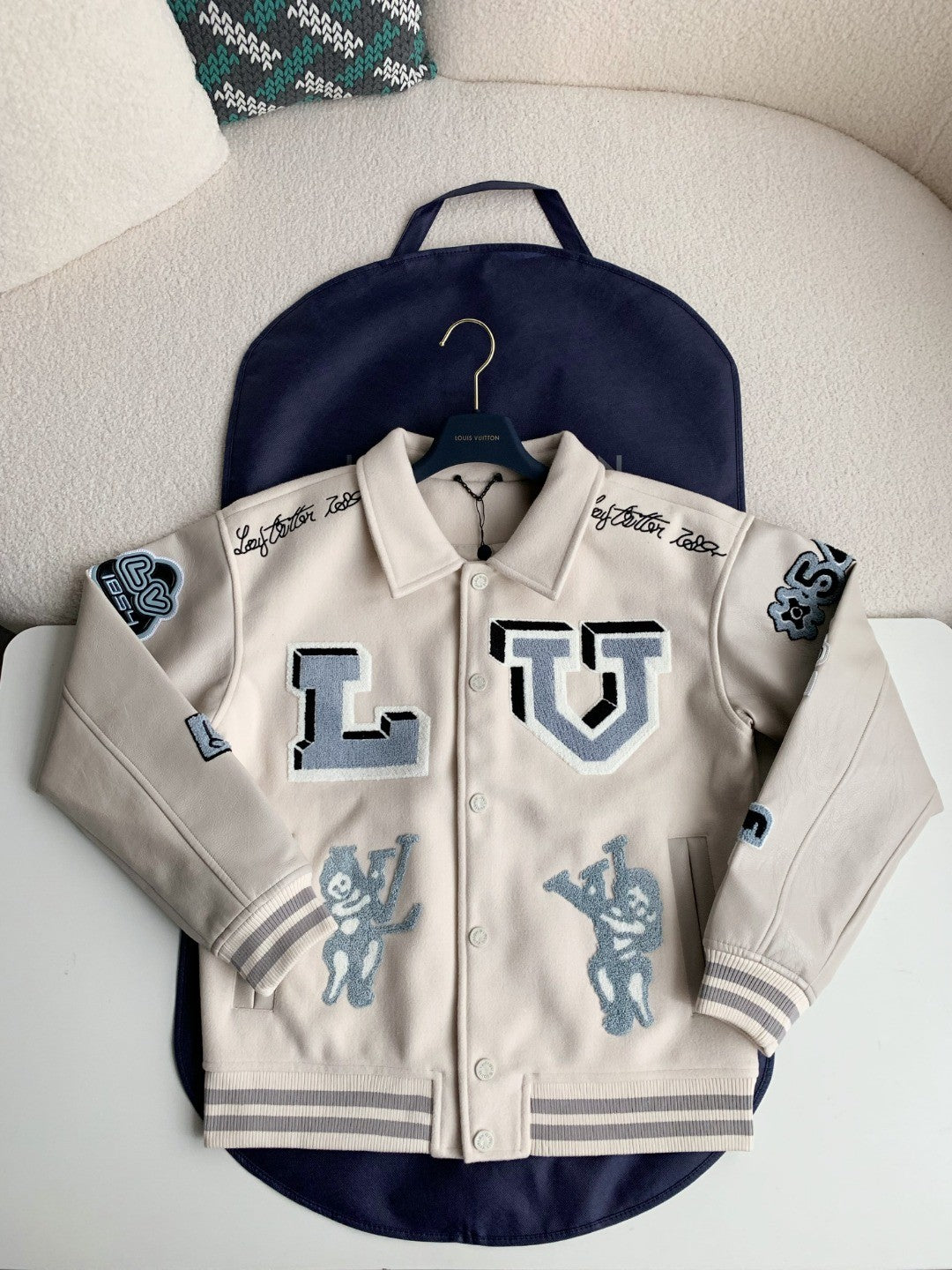 L  arsity Jackets V