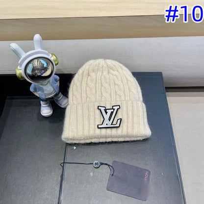 L  autumn and winter new knitted hat