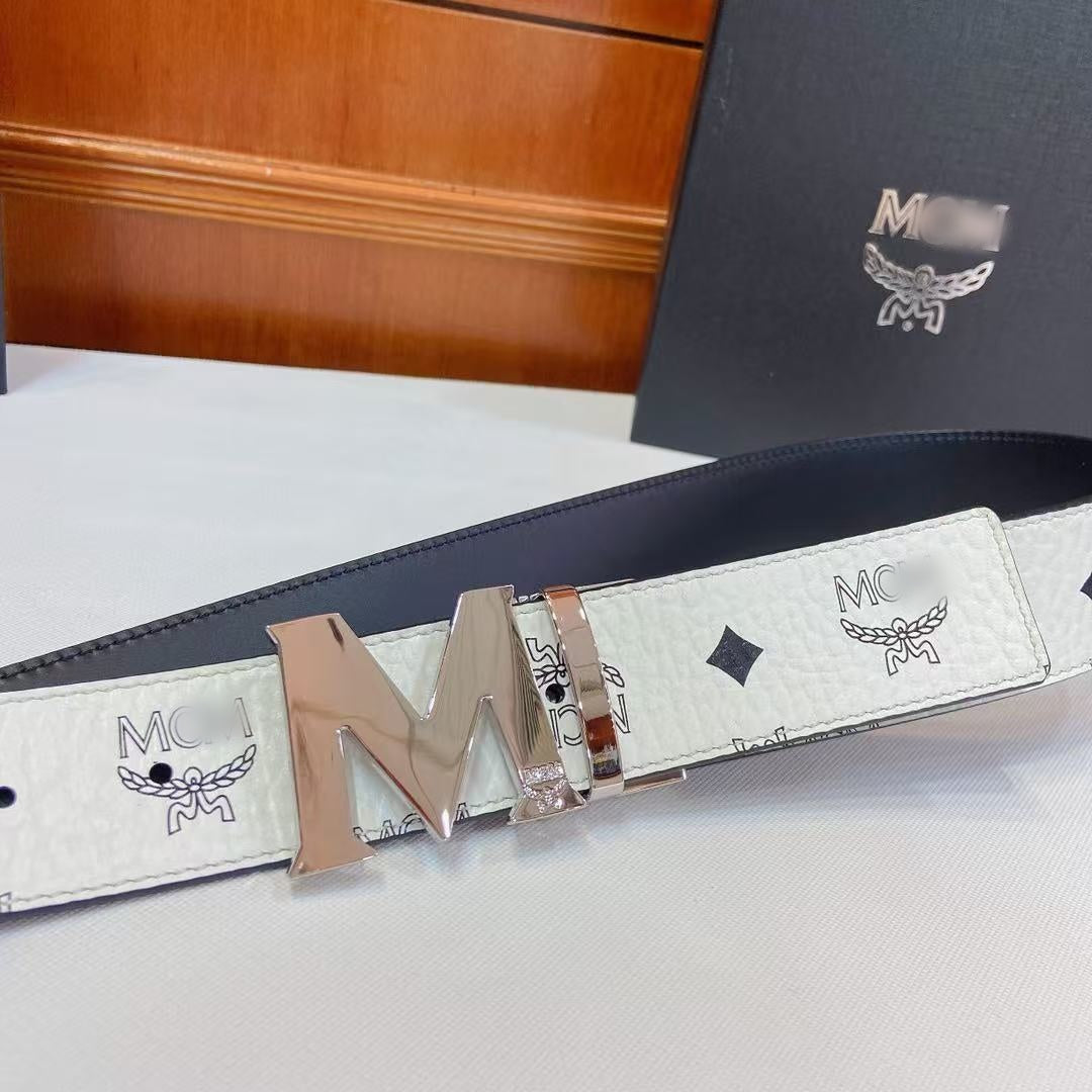 M  leather belt  delivery 3 to 7 working days Attached gift box