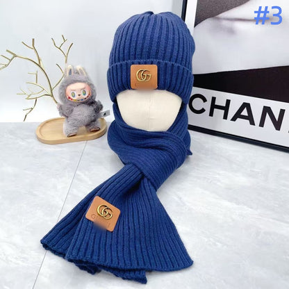 G hat, scarf, and gloves three-piece set
