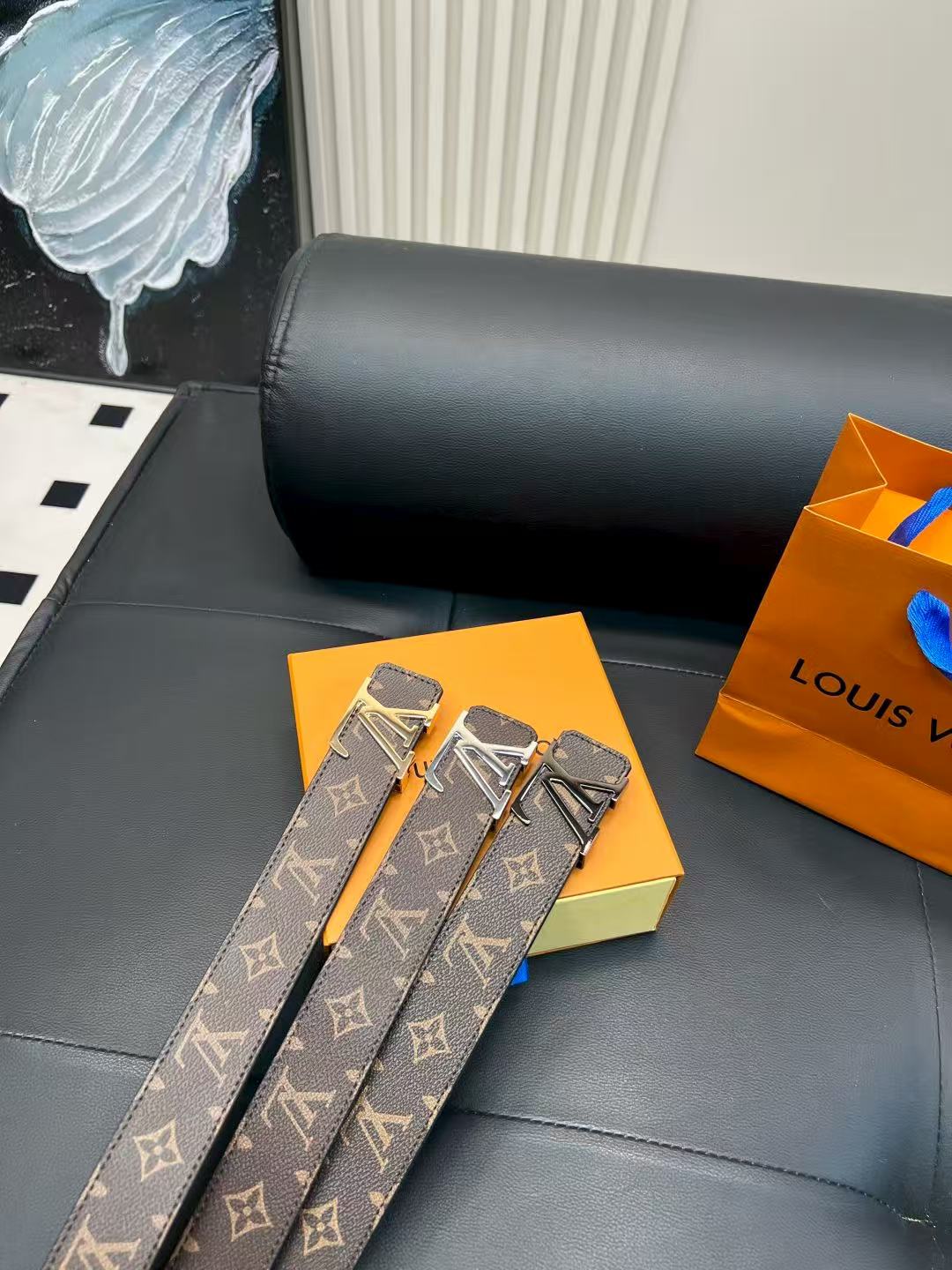 L Genuine leather belt V delivery 3 to 7 working days