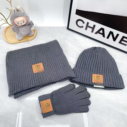 G hat, scarf, and gloves three-piece set