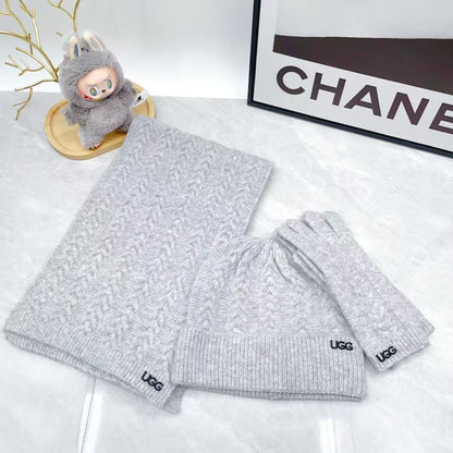 GG  hat, gloves, scarf three-piece set U