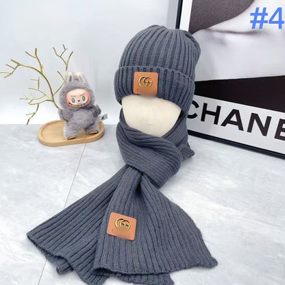 G hat, scarf, and gloves three-piece set